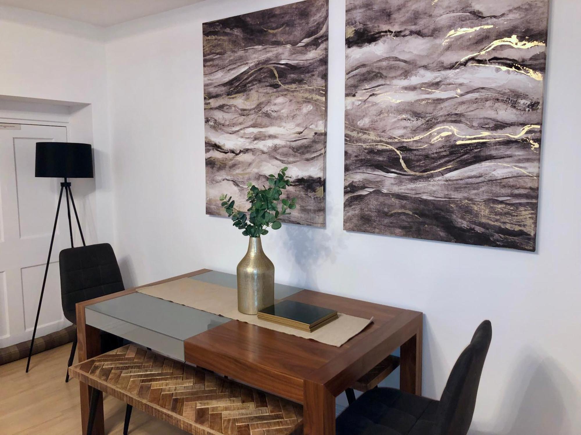 Superbly Located 2 Bedroom Luxury Apartment Бат Екстериор снимка